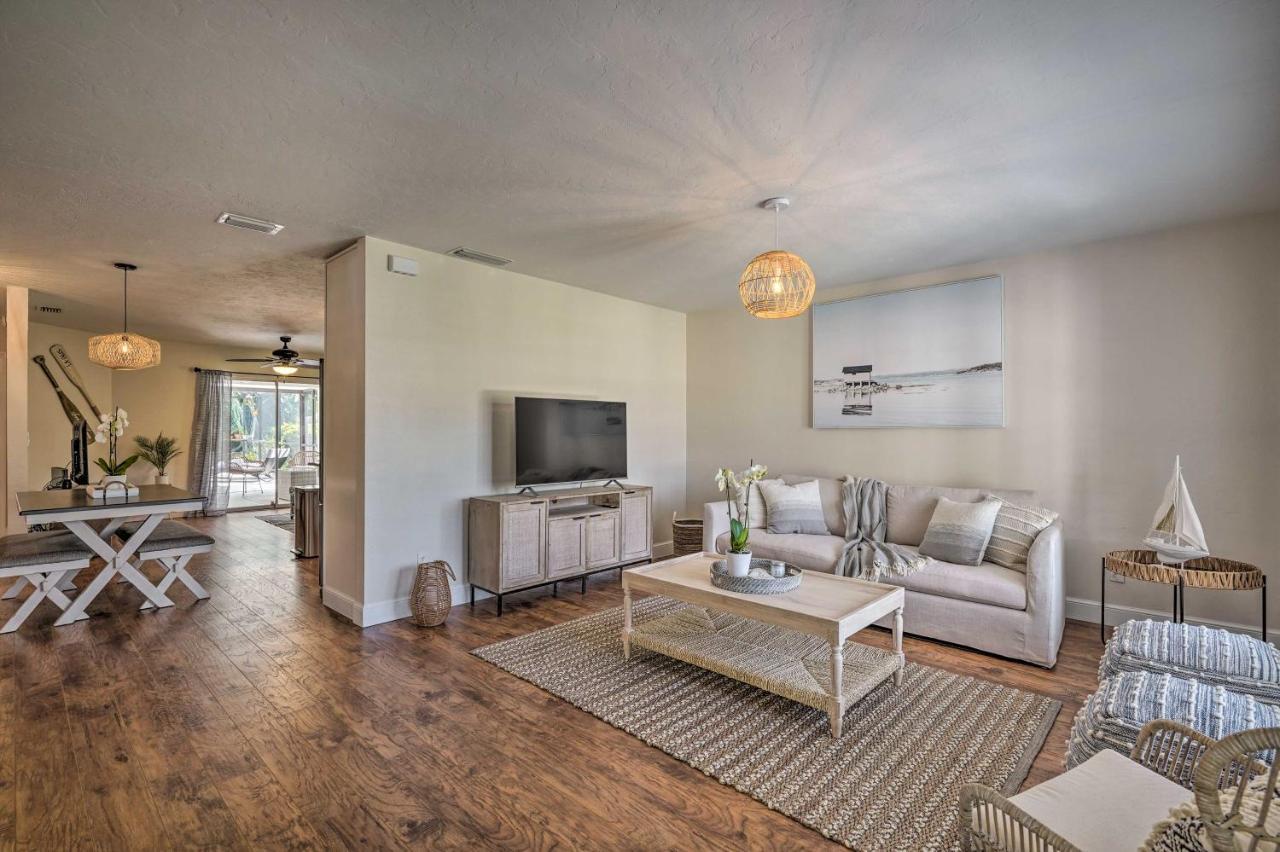 Naples Oasis With Screened Pool, Bike To Beach! Exterior photo