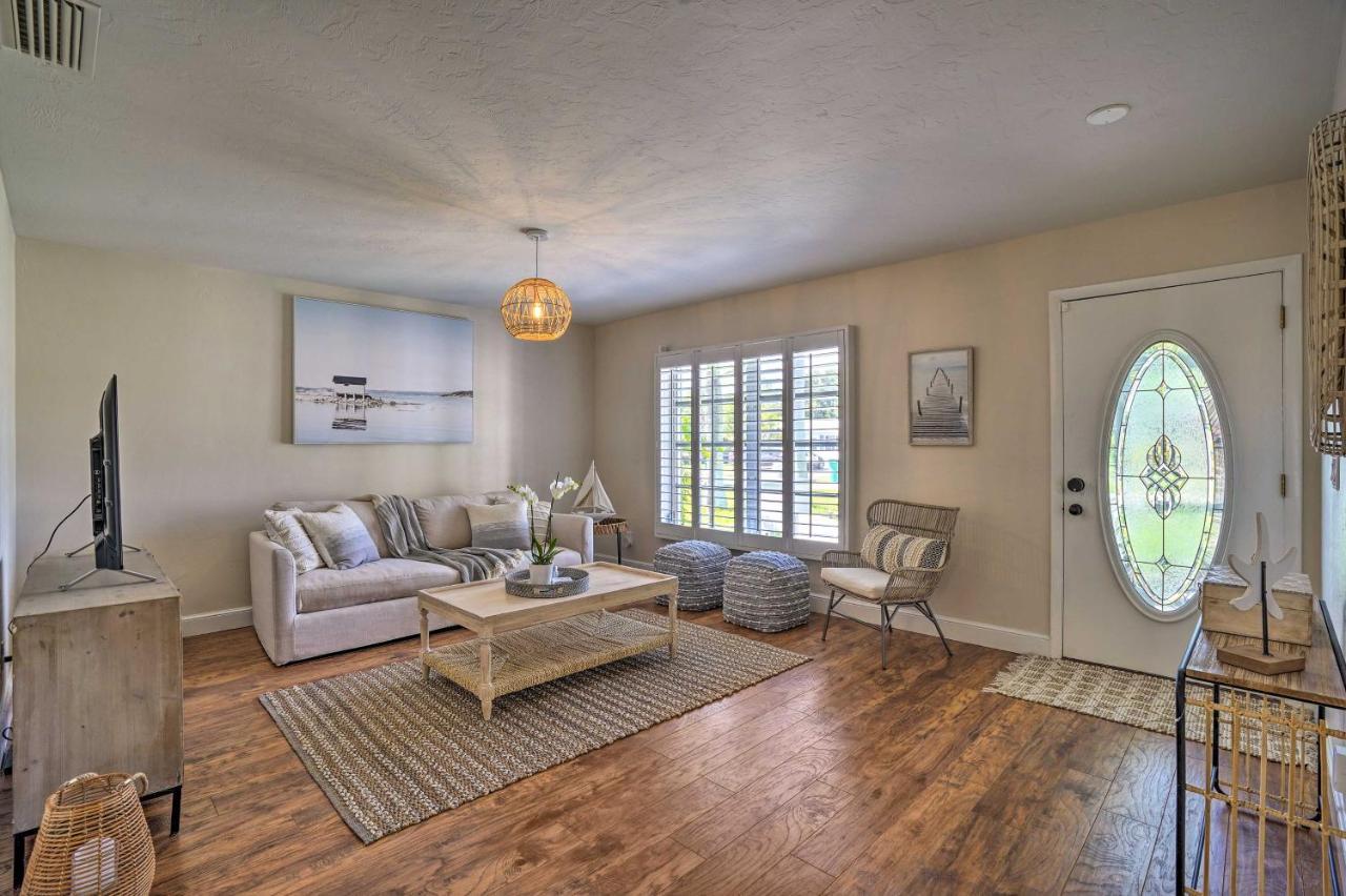 Naples Oasis With Screened Pool, Bike To Beach! Exterior photo
